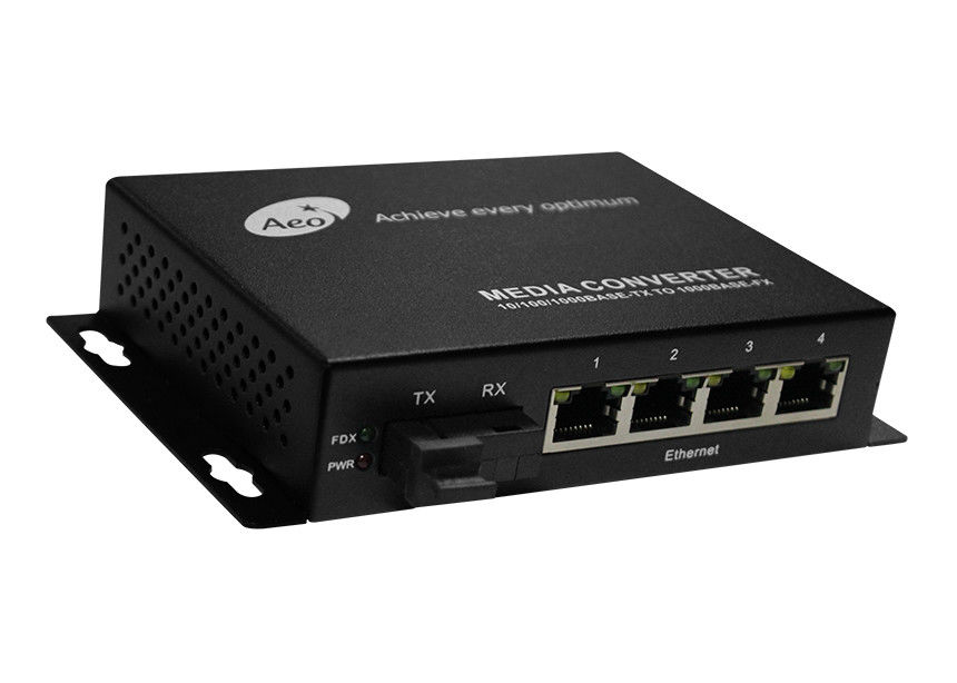 IP30 Fiber To Ethernet Media Converter 4 Ethernet with 1 Fiber Port